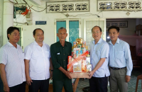 Chủ tịch nước tặng quà cho người có công dịp 27/7/2025