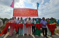 Phú Tân: Khánh thành, khởi công cầu giao thông nông thôn