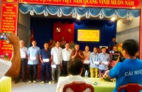 Hội tỉnh Cà Mau phối hợp với đơn vị tài trợ tặng quà cho nạn nhân chất độc da cam dịp tết Giáp Thìn 2024 